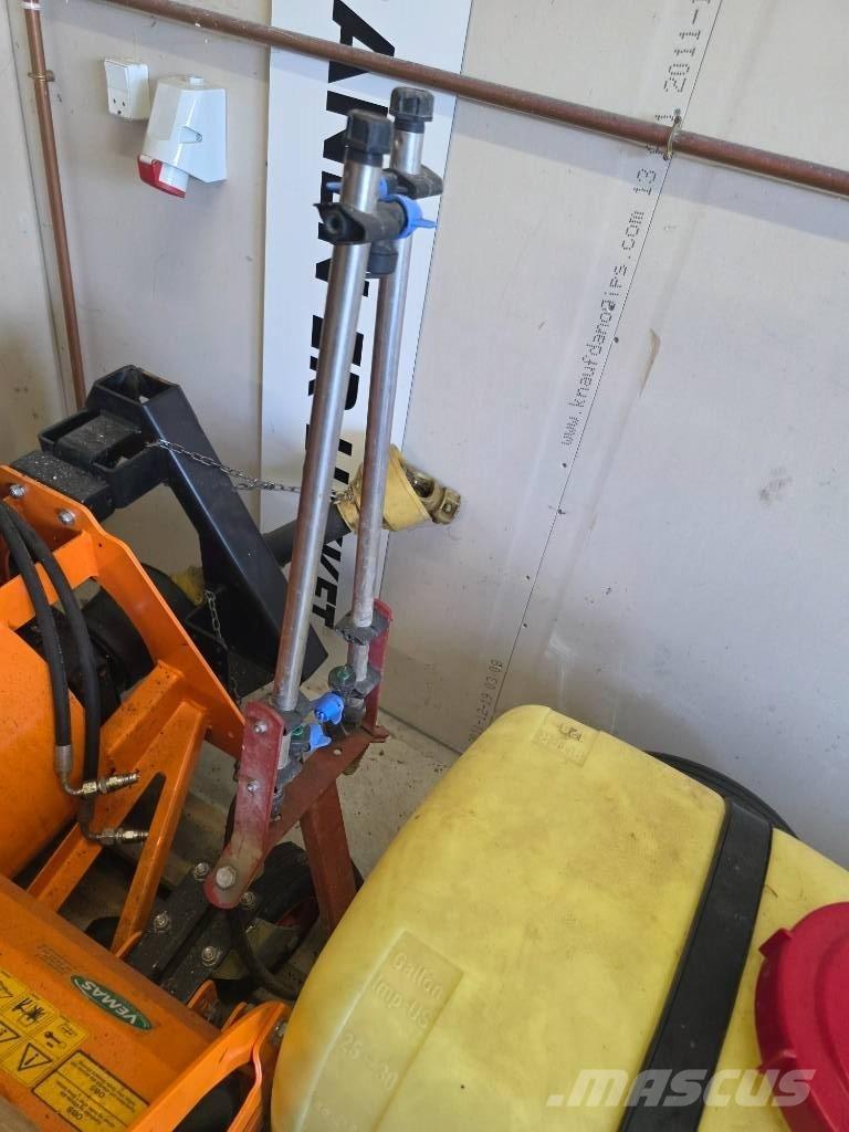 John Deere 855 Kompakt traktorok