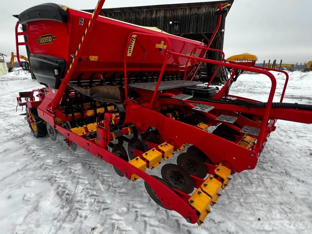 Väderstad Rapid400C Vetőgépek
