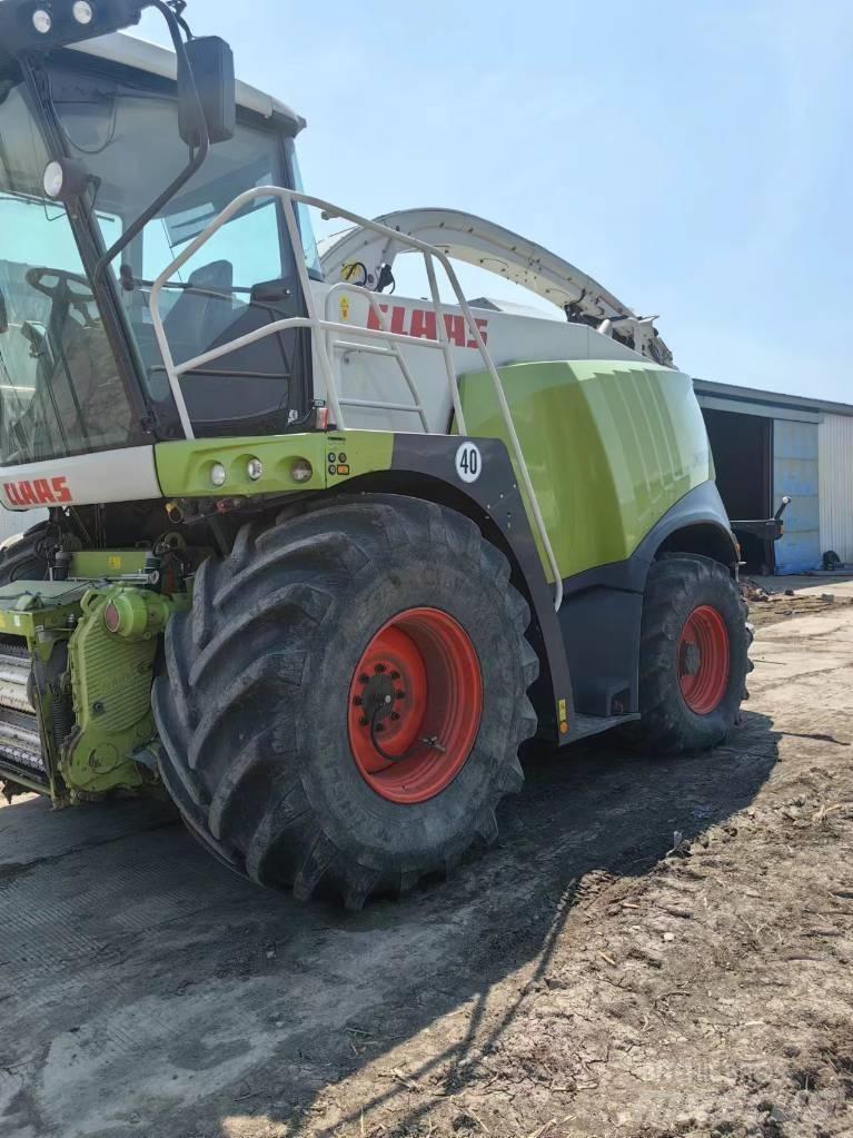 CLAAS Jaguar 960 4WD Önjáró szecskázók