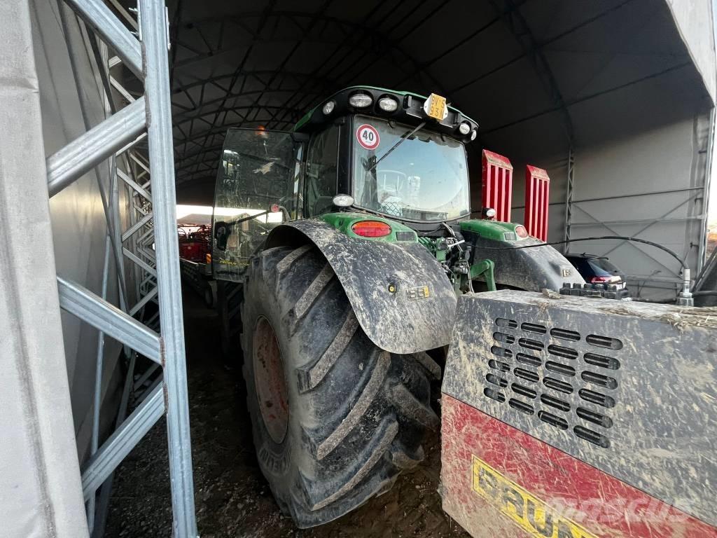 John Deere 6145 R Traktorok