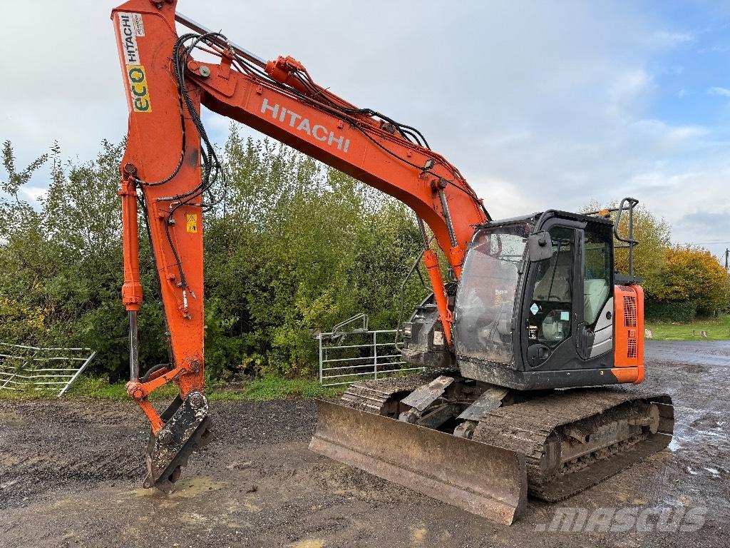 Hitachi ZX 135 US-6 Lánctalpas kotrók