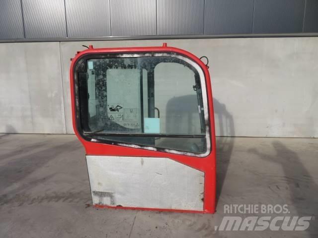 Volvo ECR 88 Vezetőfülke és belső tartozékok