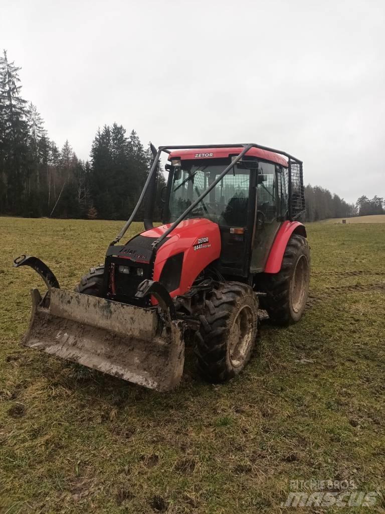 Zetor Proxima 8441 Traktorok