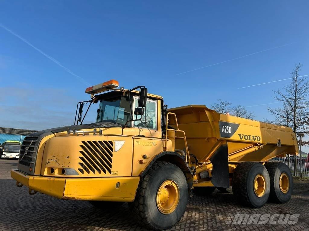 Volvo A 25 D Csuklósdömperek