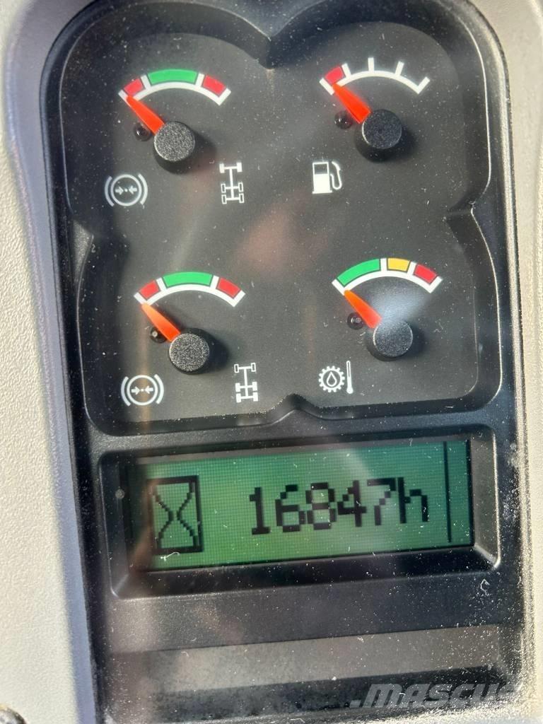 Volvo A 25 D Csuklósdömperek