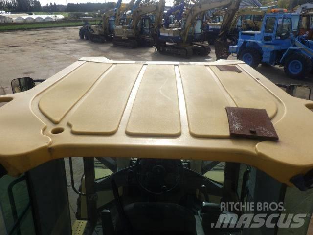 CAT 914 G Gumikerekes homlokrakodók