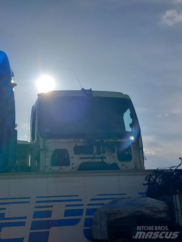 DAF LF45.160 Vezetőfülke és belső tartozékok