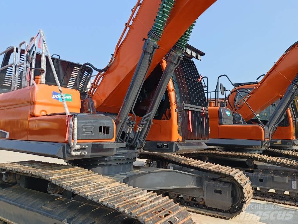 Doosan DX300-9 Lánctalpas kotrók