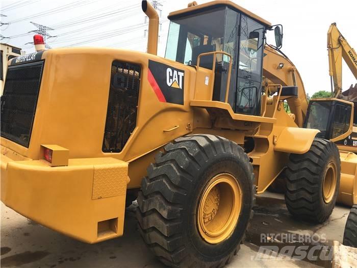 CAT 966H Gumikerekes homlokrakodók