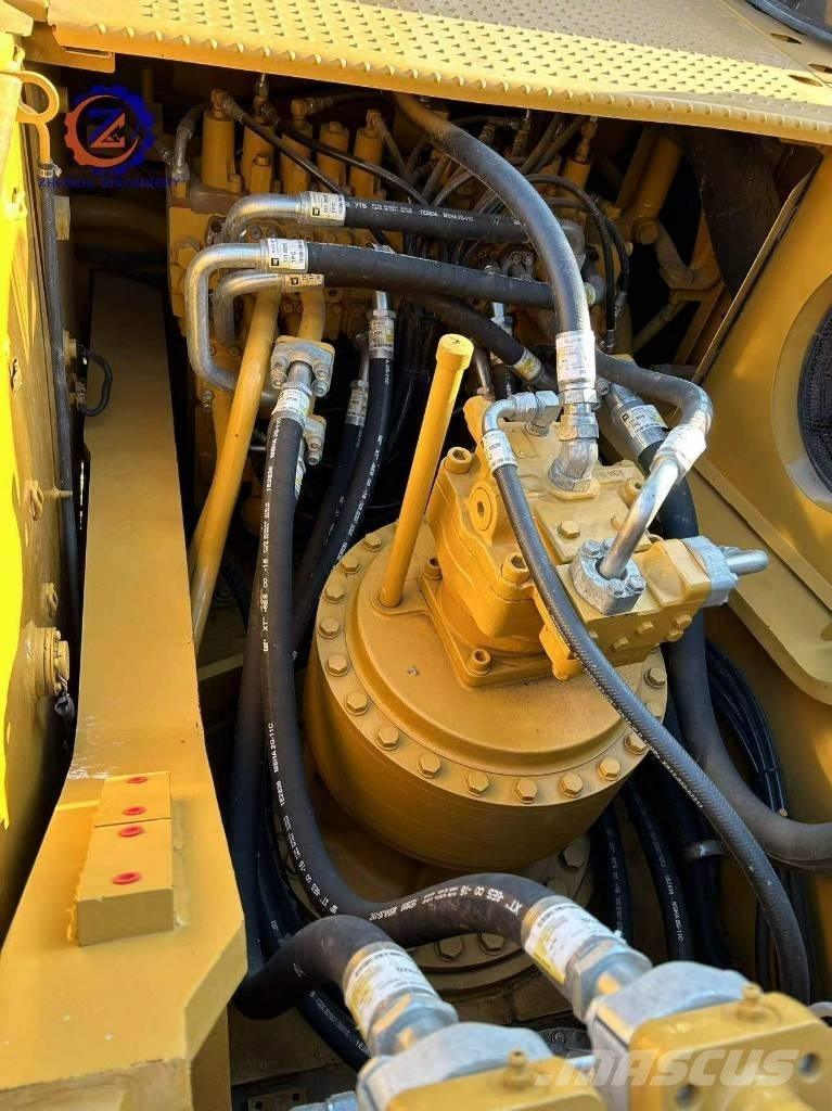 CAT 330 D2 LC Lánctalpas kotrók