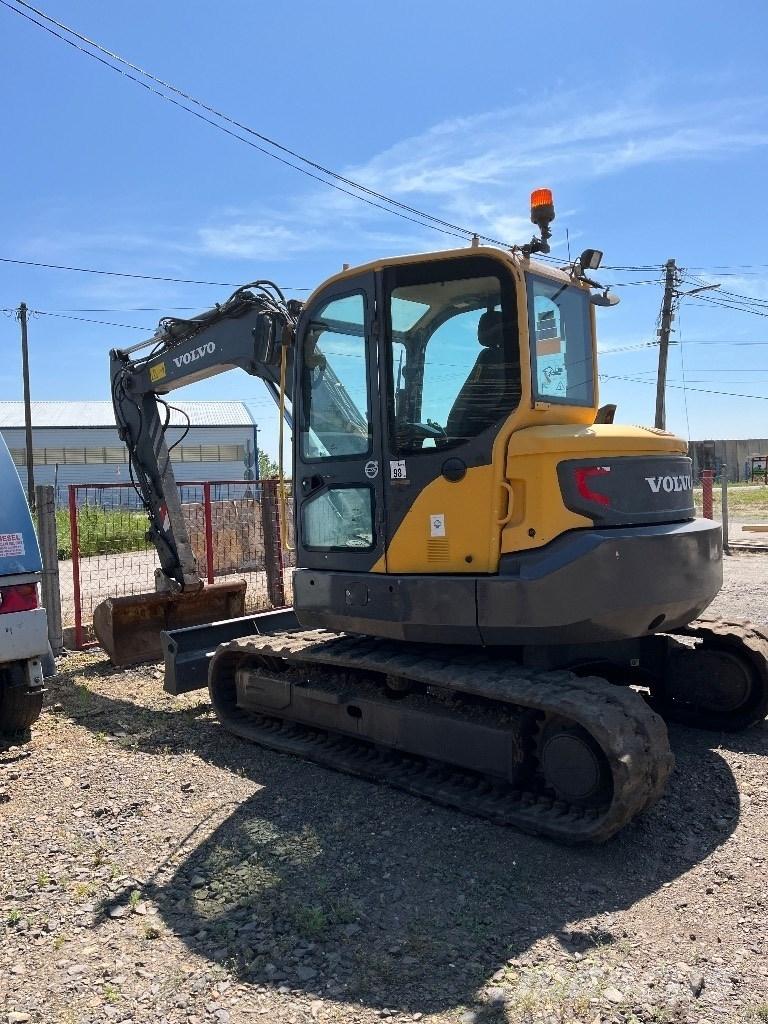 Volvo ECR88D Közepes (midi) kotrók 7 t - 12 t