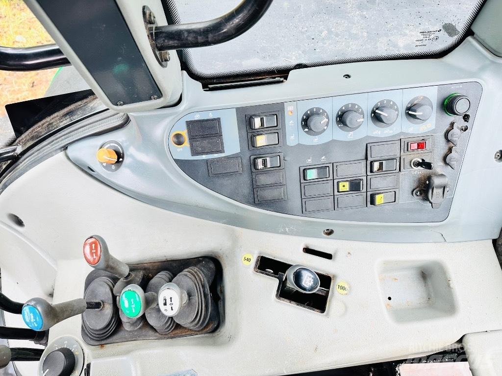 Valtra T 131 Traktorok
