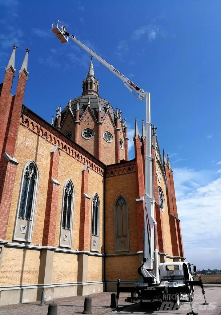 Cela DT 30 Teherautóra szerelt emelők és állványok
