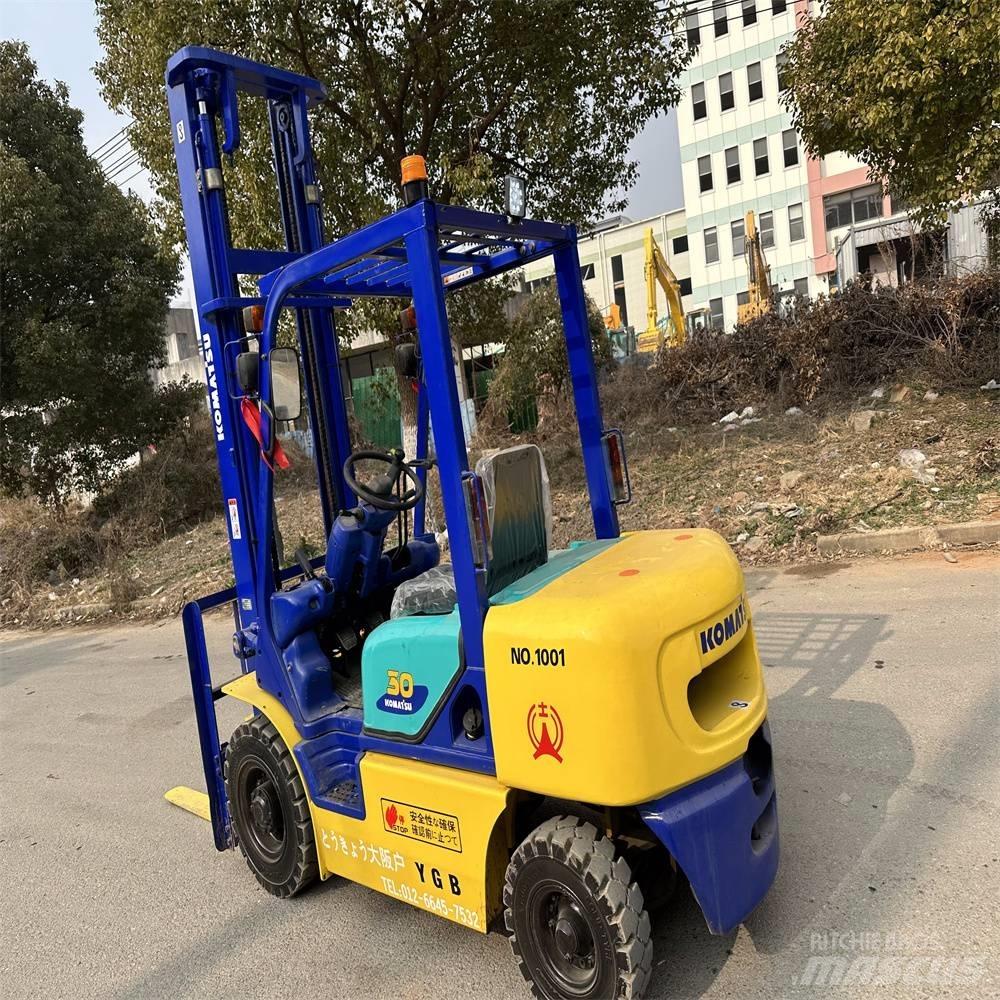 Komatsu FD30-14 Dízel targoncák