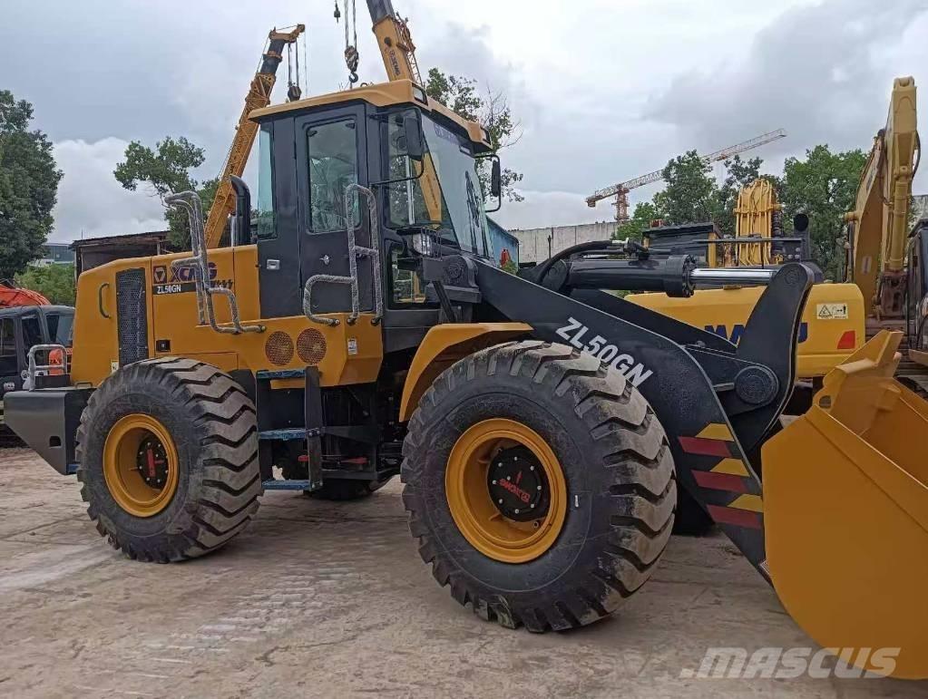 XCMG ZL 50 GN Gumikerekes homlokrakodók