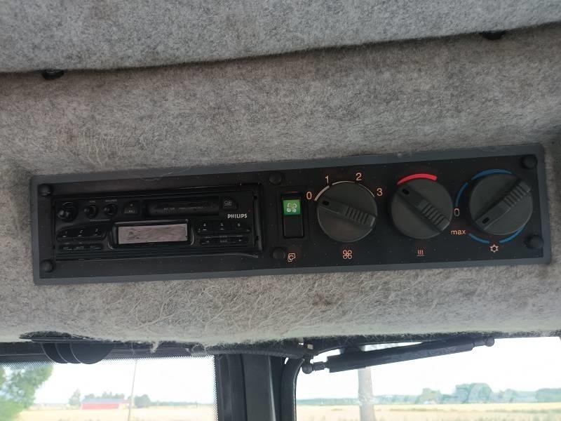 Valmet 8100 Traktorok