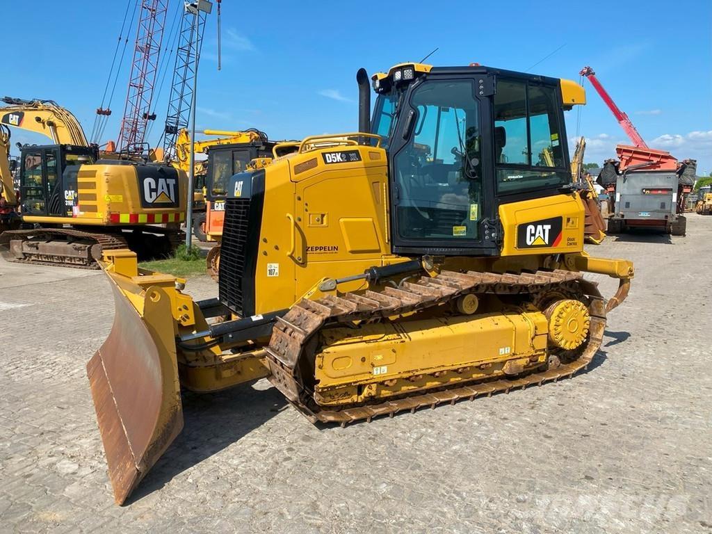 CAT D5K2 XL NVT lánctalpas dózerek