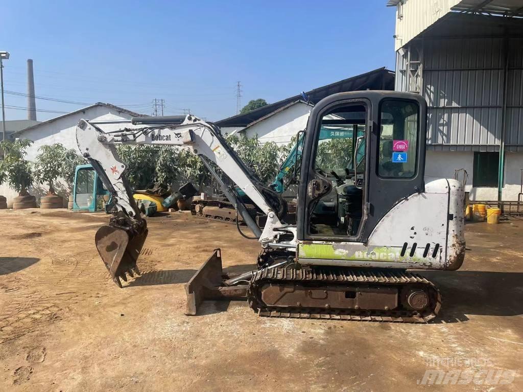 Bobcat 331 Lánctalpas kotrók