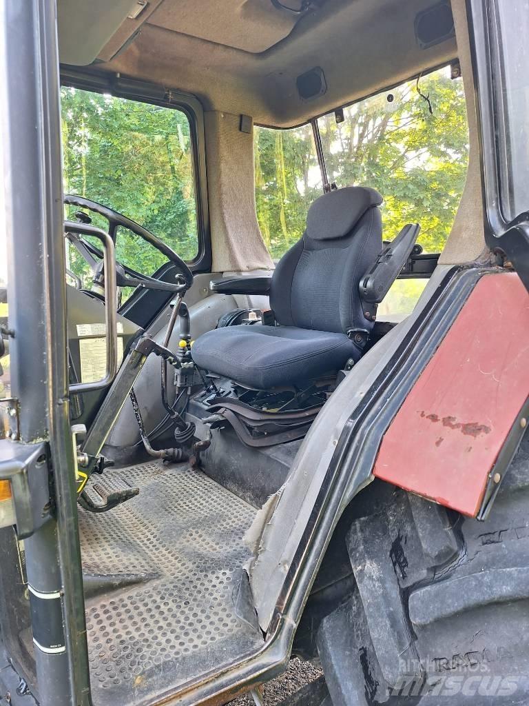 Case IH 845 XL Traktorok