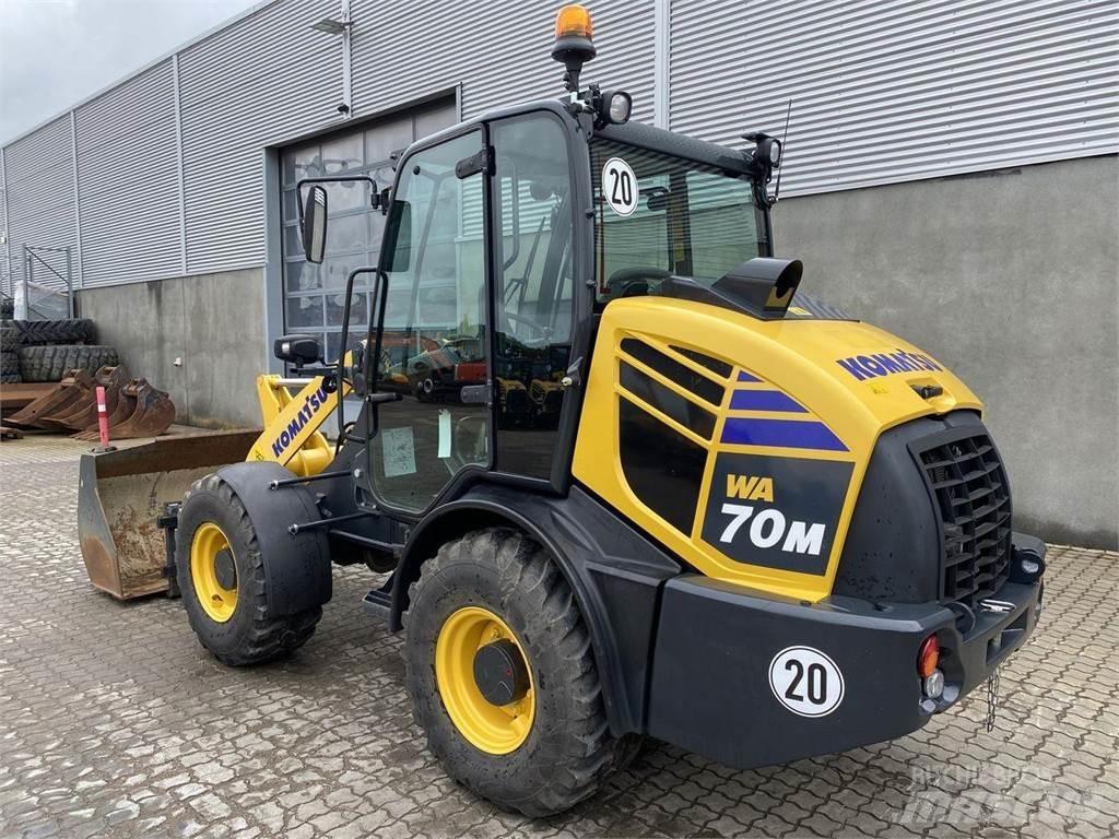 Komatsu WA70M-8EO Univerzális rakodók