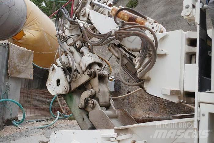 Schaeff ITC312 Talaj fúró