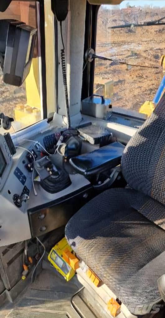 CAT D 8 T lánctalpas dózerek