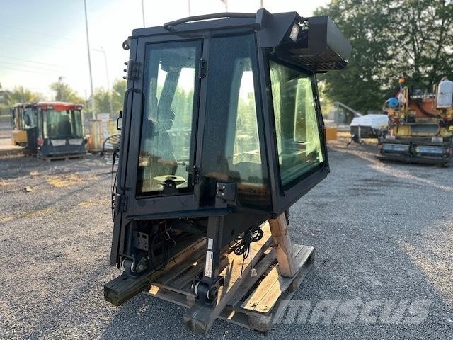 CASE D 1650 NEW CAB lánctalpas dózerek