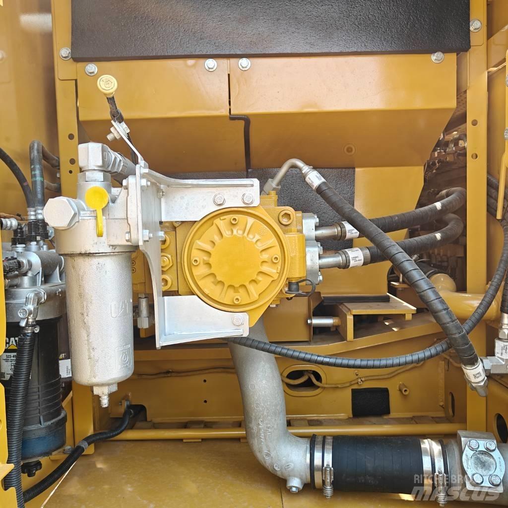 CAT 330GC Lánctalpas kotrók