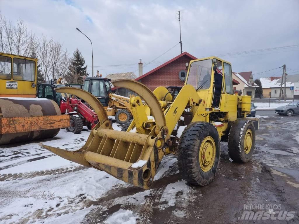  Ł 200 Ładowarka Gumikerekes homlokrakodók