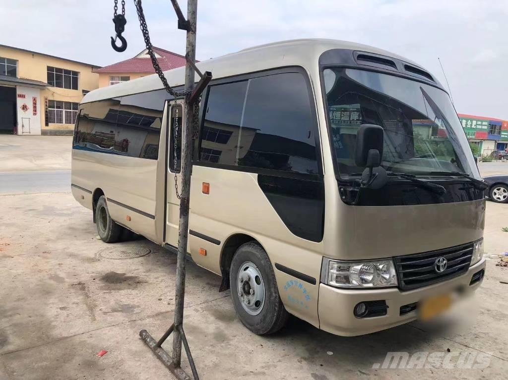 Toyota Coaster Bus Mini buszok