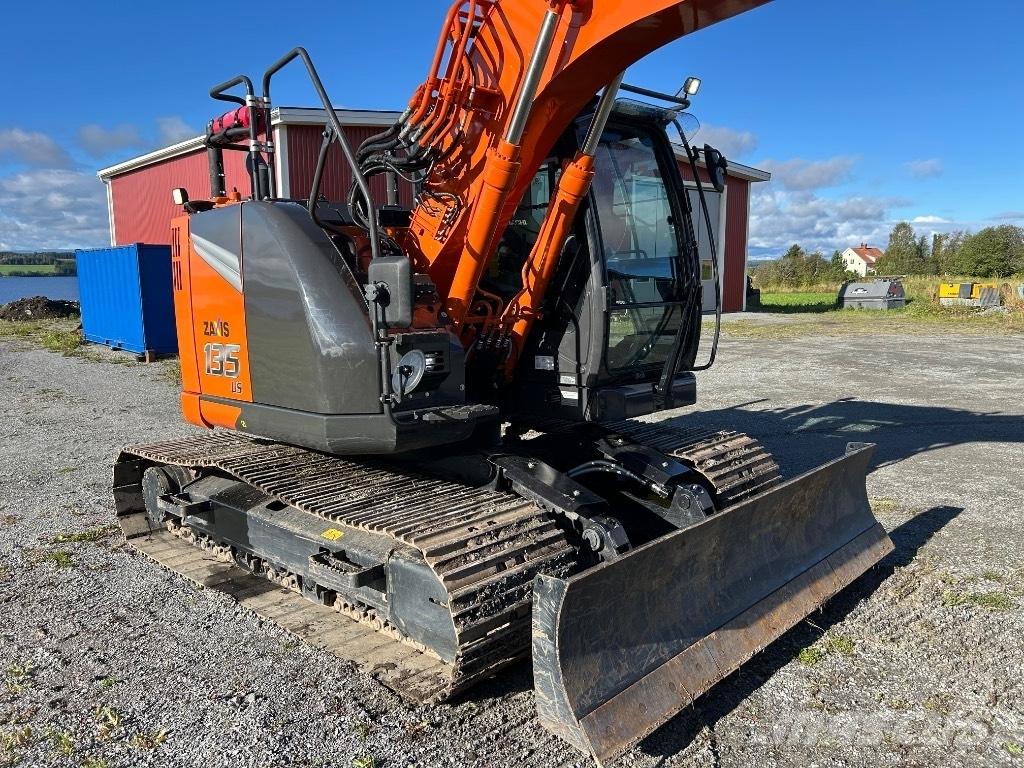 Hitachi ZX 135 US-7 Lánctalpas kotrók