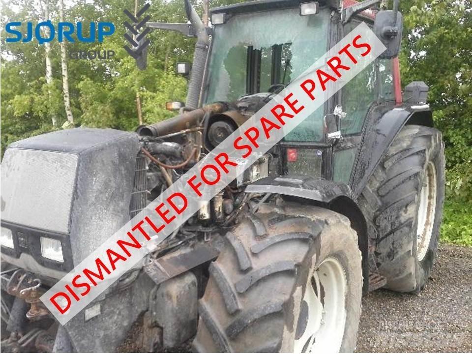 Valmet 8150 Traktorok