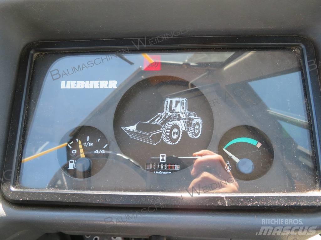 Liebherr L 507 Gumikerekes homlokrakodók
