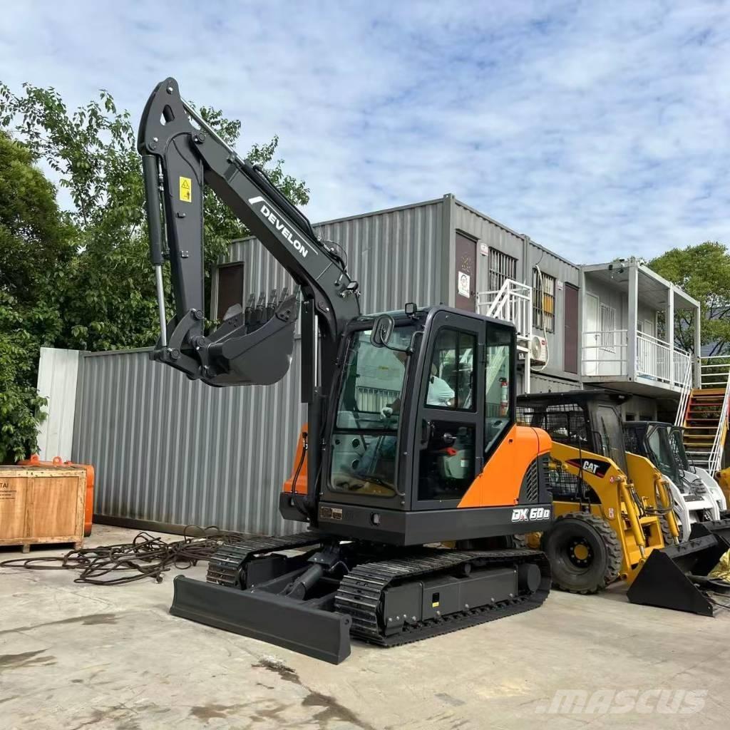 Develon DX 60 D Lánctalpas kotrók