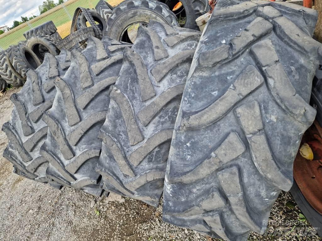 JCB 531-70 Gumiabroncsok, kerekek és felnik