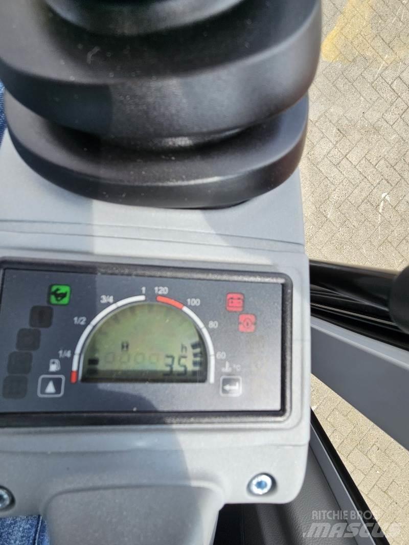 Wacker ET 24 Mini kotrók < 7t