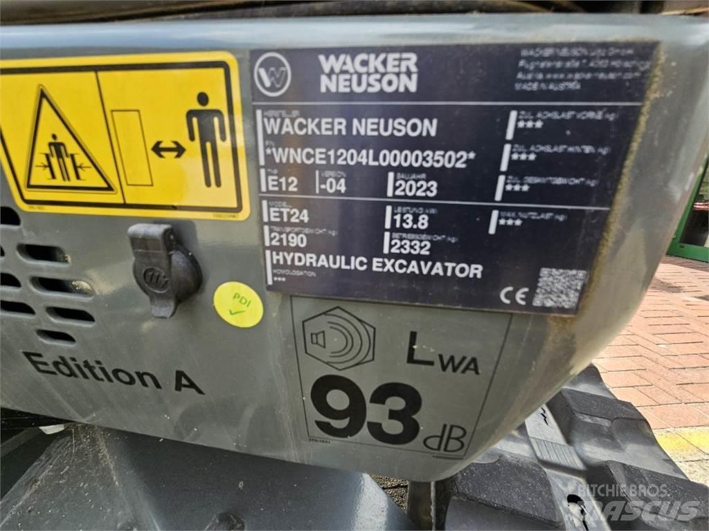 Wacker ET 24 Mini kotrók < 7t