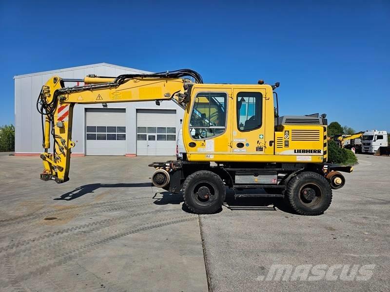 Liebherr A 900 C ZW Gumikerekes kotrók
