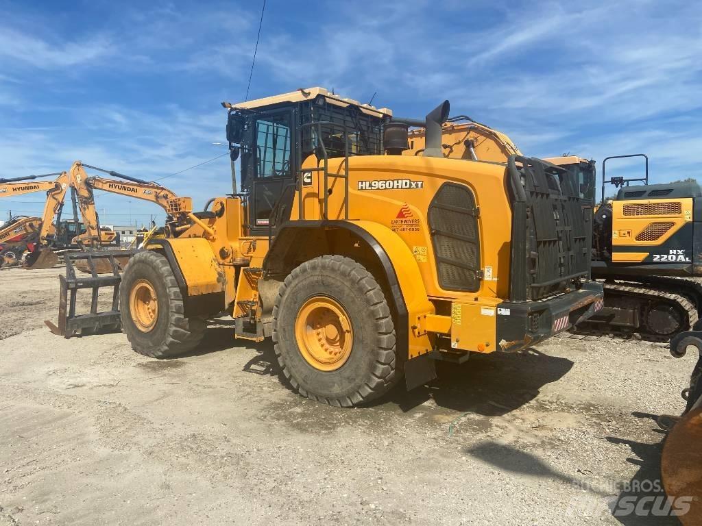 Hyundai HL960HDXT Gumikerekes homlokrakodók