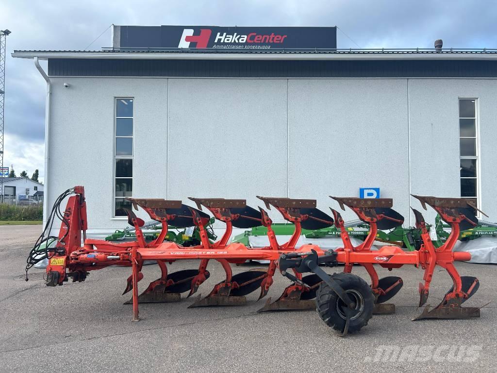 Kuhn Vari-Master 122 Váltvaforgató ekék