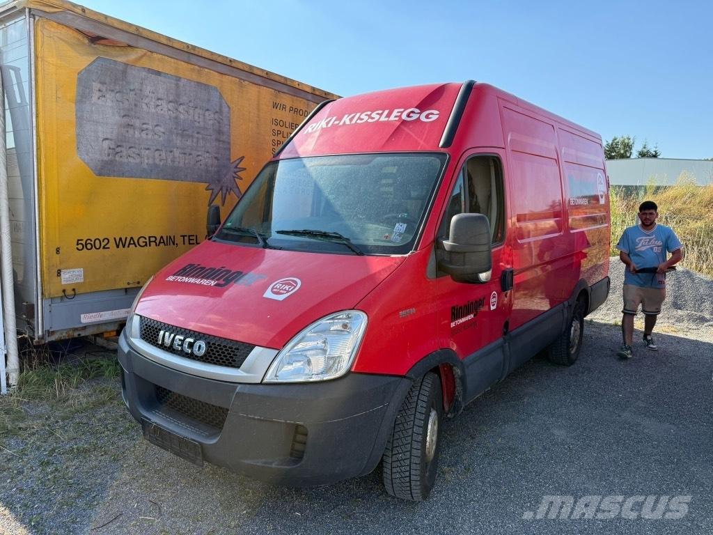 Iveco Daily 35 S14 Transporterek