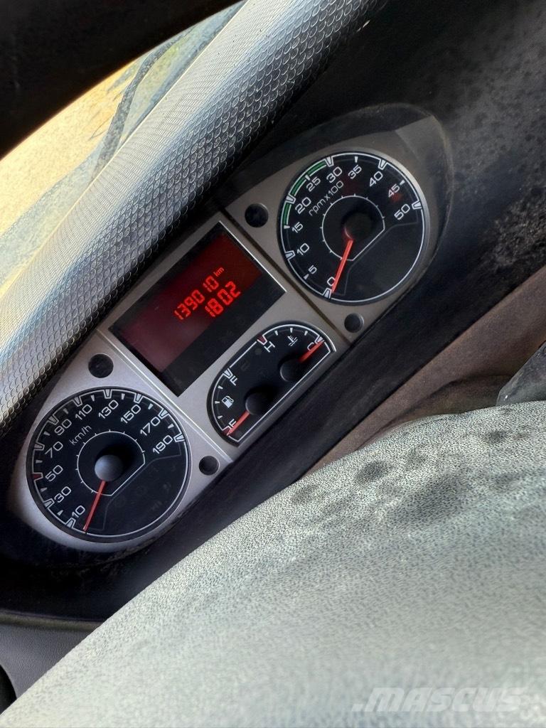 Iveco Daily 35 S14 Transporterek