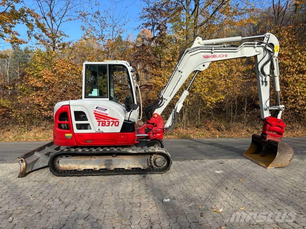 Takeuchi TB 370 Mini kotrók < 7t