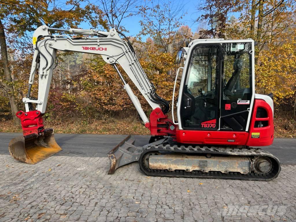 Takeuchi TB 370 Mini kotrók < 7t
