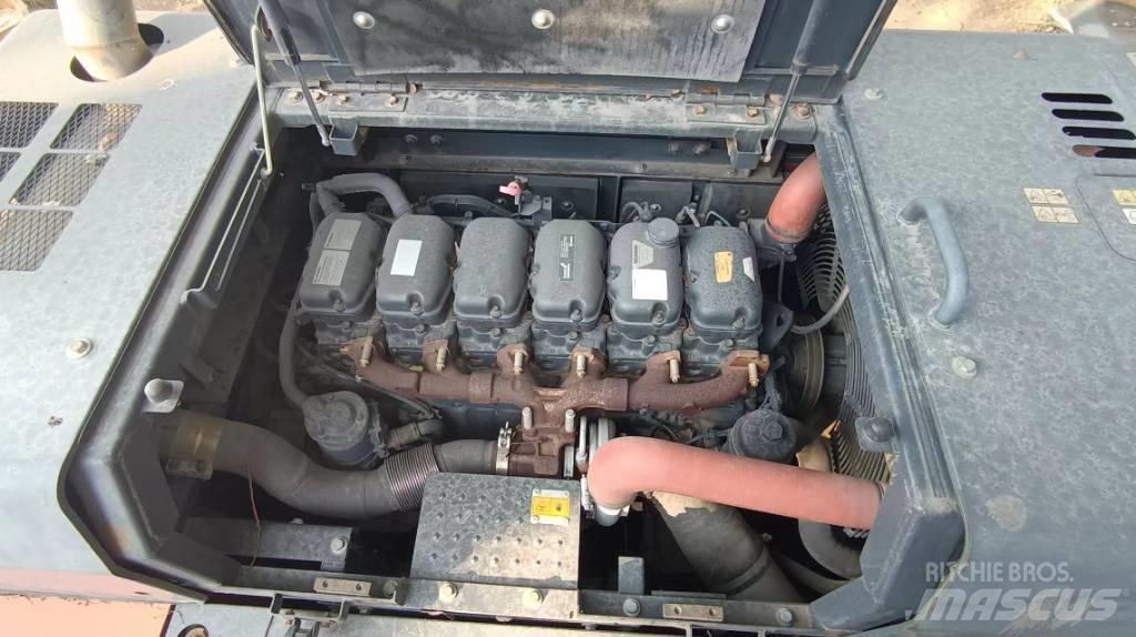 Doosan DX 530 LC-5 Lánctalpas kotrók