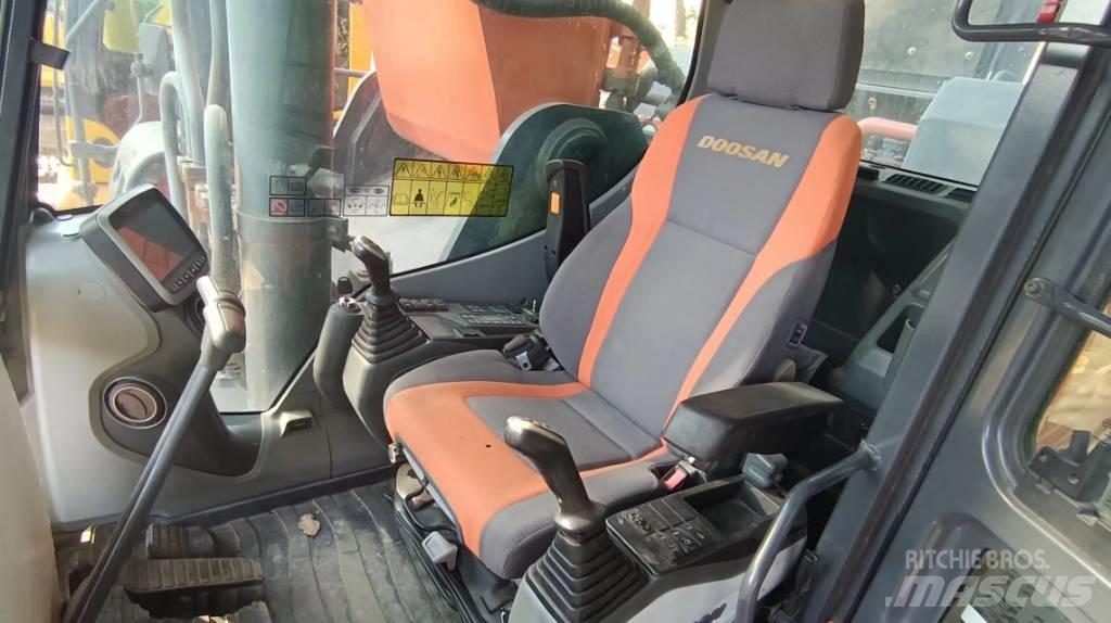 Doosan DX 530 LC-5 Lánctalpas kotrók