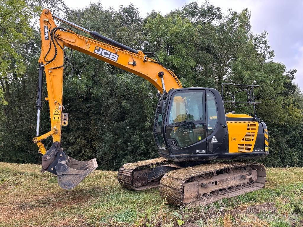 JCB JS 131 LC Lánctalpas kotrók