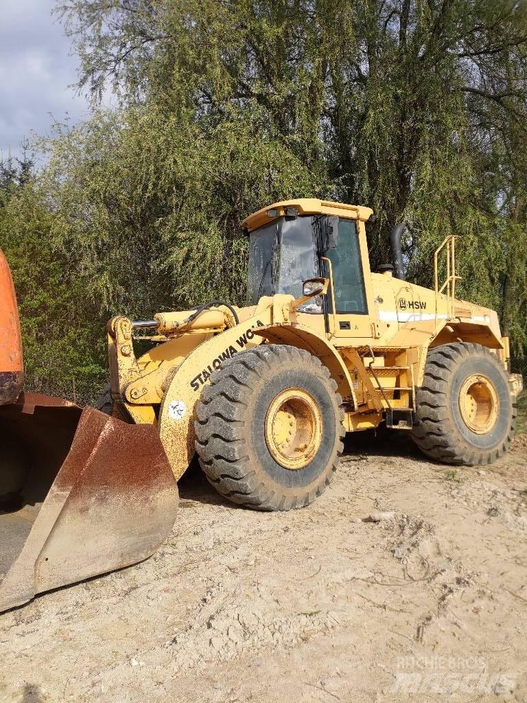 HSW 530E Gumikerekes homlokrakodók
