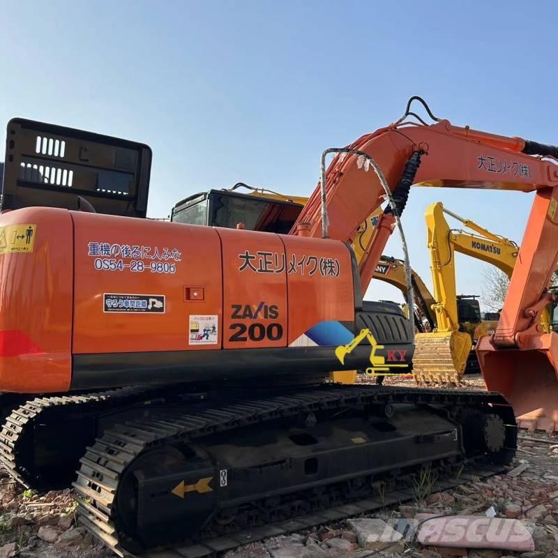 Hitachi ZX 200-3 Lánctalpas kotrók