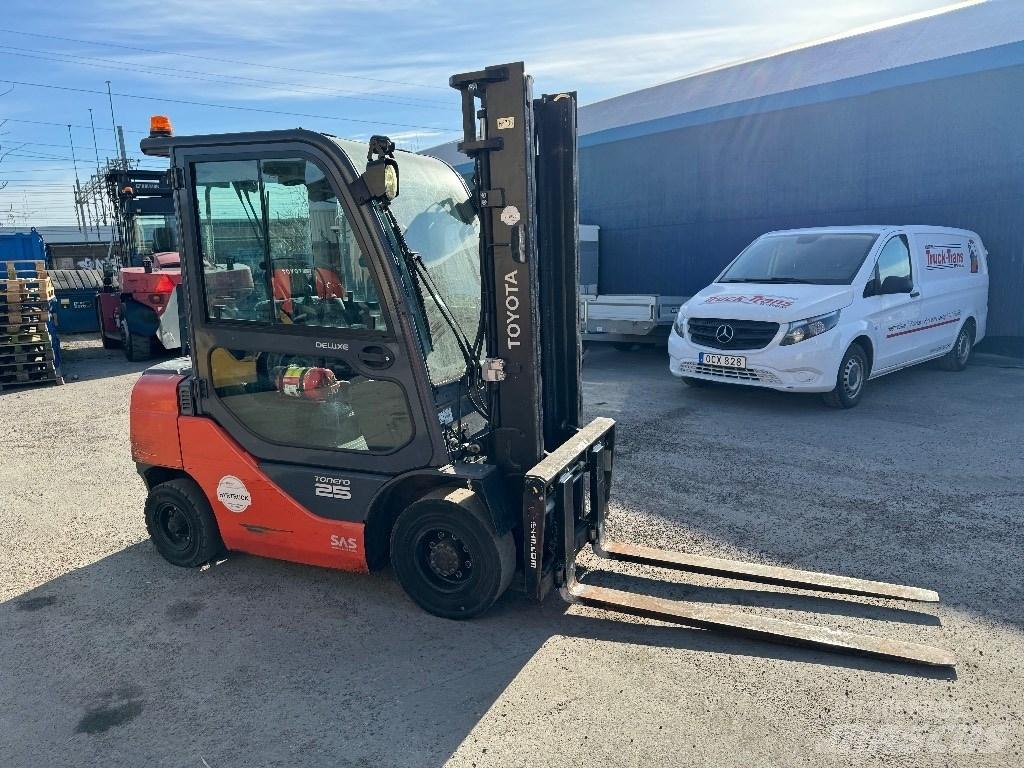 Toyota 52-8FDF25 Dízel targoncák